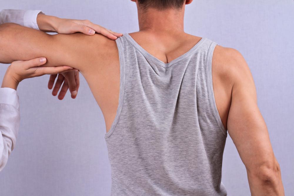 WHAT IS SHOULDER REPLACEMENT SURGERY?